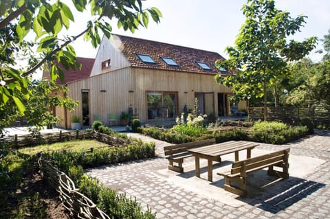 Property building, Garden