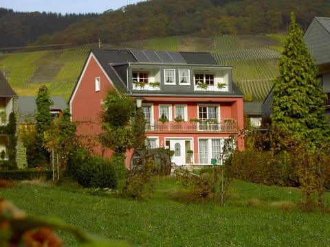 Ferienwohnung Sonnenlay Apartment in Cochem-Zell