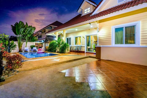 Relax private Pool Villas - 4 bedroom villas Villa in Krabi Changwat