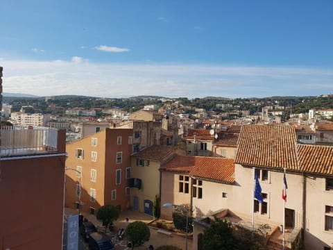 Neighbourhood, City view, Street view