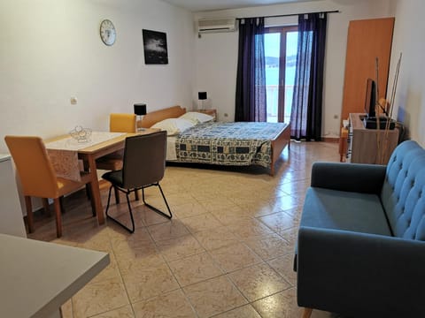 Apartmani Prova 4 Apartment in Tisno