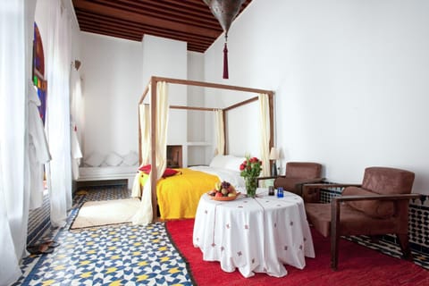 Bed, Day, Photo of the whole room, Seating area, Bedroom, wardrobe