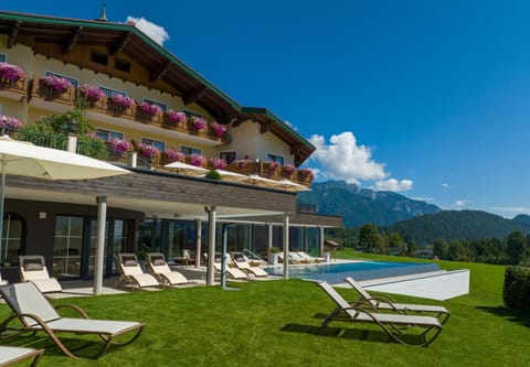 Summer, Spa and wellness centre/facilities, Swimming pool, sunbed