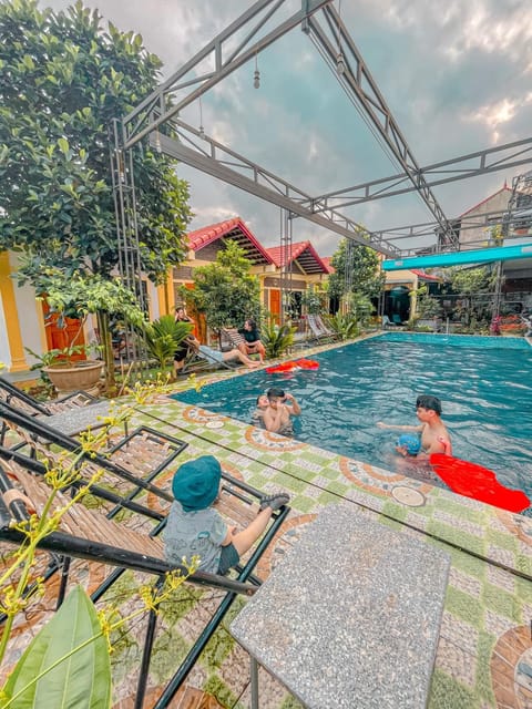 Day, Pool view, Swimming pool, Swimming pool, sunbed