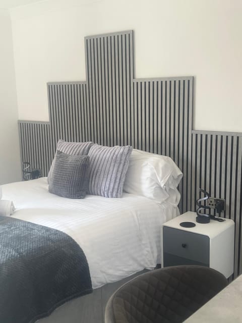 Alpine Lodge Guest House Bed and Breakfast in Llanberis