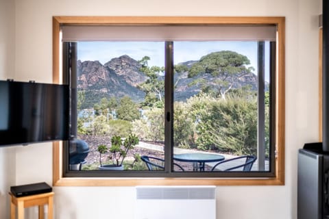 TV and multimedia, Mountain view