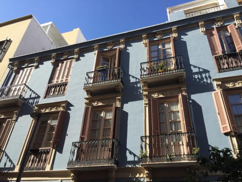 Property building, Facade/entrance