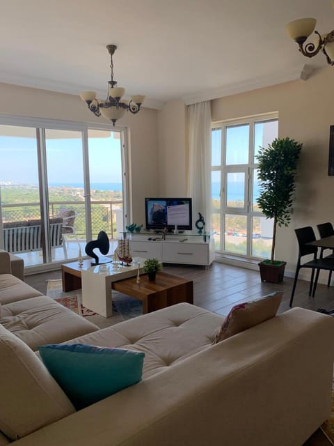 Living room, Evening entertainment