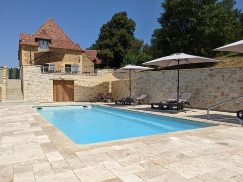 Balcony/Terrace, Swimming pool, sunbed