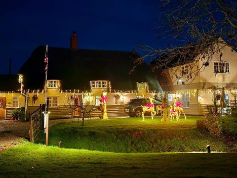Old Thatch Bambers Green Bed and Breakfast in Uttlesford