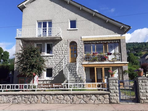Le rocher de bonnevie Vacation rental in Auvergne-Rhône-Alpes