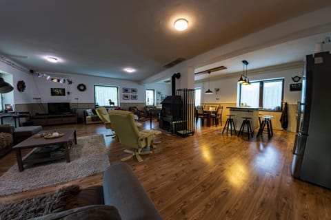 Communal lounge/ TV room, Living room