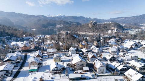 Property building, Winter