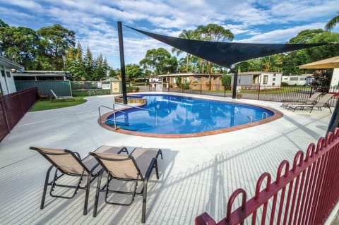 Swimming pool, Swimming pool