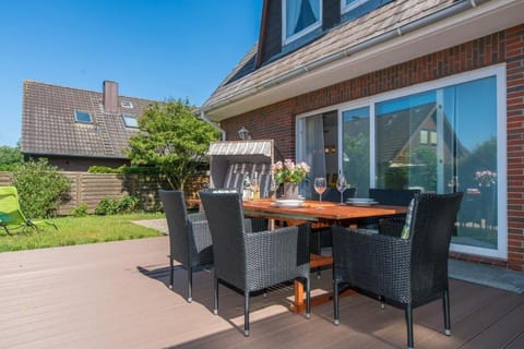 Ferienwohnung Blaue Huis Erdgeschoß Apartment in Wenningstedt-Braderup