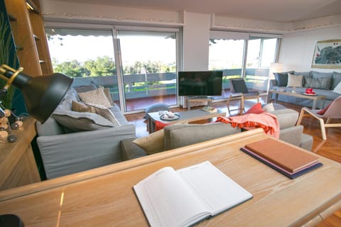 One-of-a-kind Athens Riviera Apartment Apartment in Piraeus Regional Unit, Greece