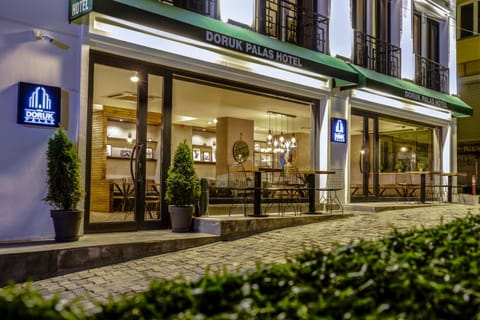 Facade/entrance, Property logo or sign