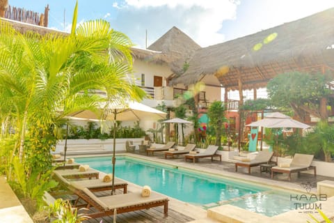 Property building, Patio, Spring, Day, Garden, Garden view, Pool view, Swimming pool, Swimming pool, sunbed