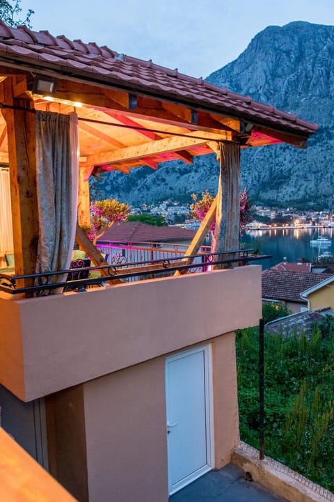 Villa Sun Castle Apartment in Muo