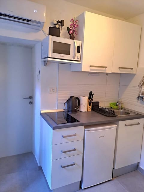 Studio apartment Lola Apartment in Šibenik-Knin County, Croatia