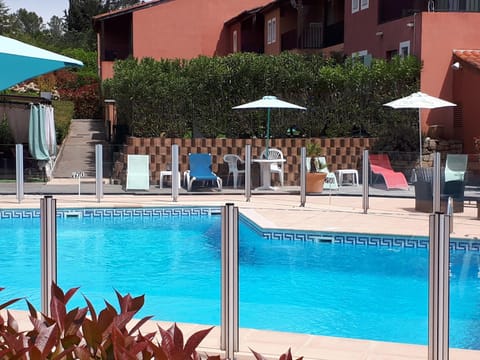 Apparthotel proche de Cannes Apartment in Mouans-Sartoux