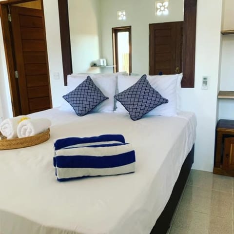 3 Monkeys Lembongan Studio apartments gym recovery centre Apartment in Nusapenida