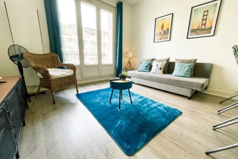 #D5 Blue Lagoon T3 Sleeps 6 Caserne de Bonne Apartment in Grenoble