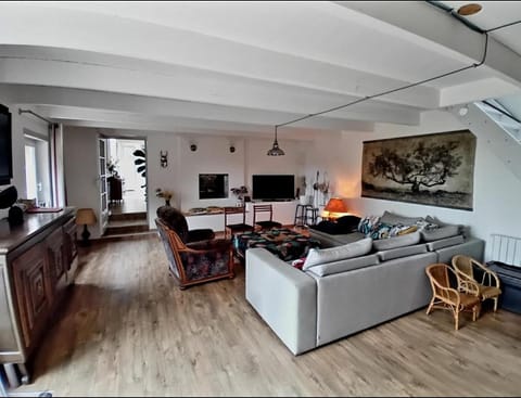 Maison De Campagne - Porte Brest Ouest. House in Brest