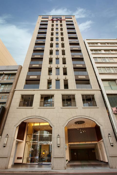 Property building, Facade/entrance, Bird's eye view