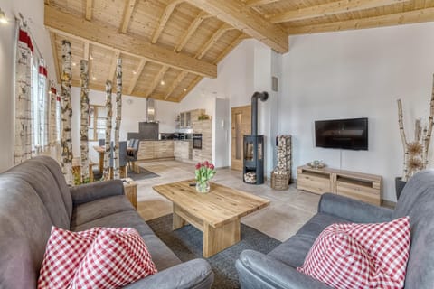 Kitchen or kitchenette, Living room, Dining area