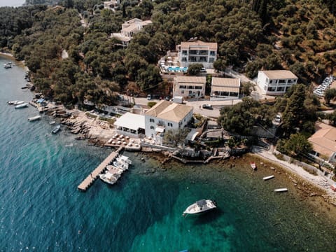 Restaurant/places to eat, Restaurant/places to eat, Natural landscape, Bird's eye view, Beach, Beach, Landmark view, Sea view, Sea view, Swimming pool, Swimming pool