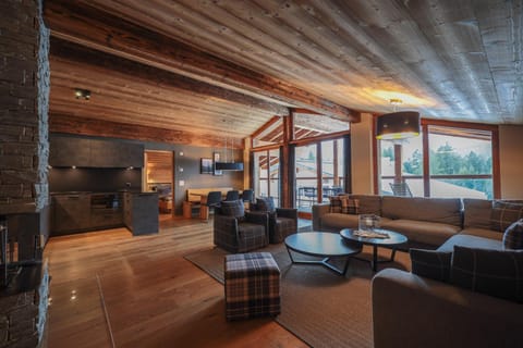 PRIVÀ Alpine Lodge Apartment in Lantsch/Lenz