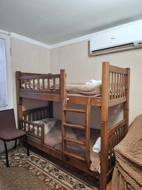 bunk bed