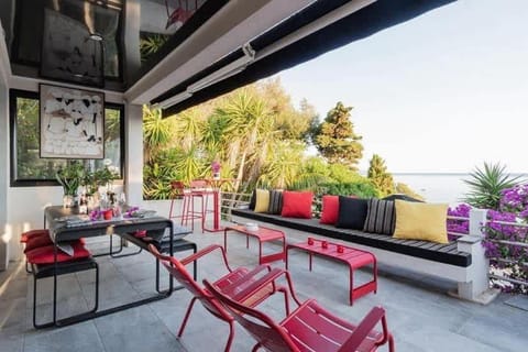 Day, Natural landscape, Garden, View (from property/room), Balcony/Terrace