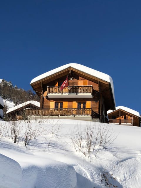 Property building, Winter
