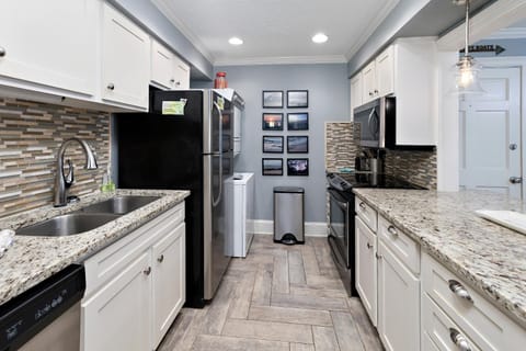 Ocean Walk E-14 House in Mallory Park