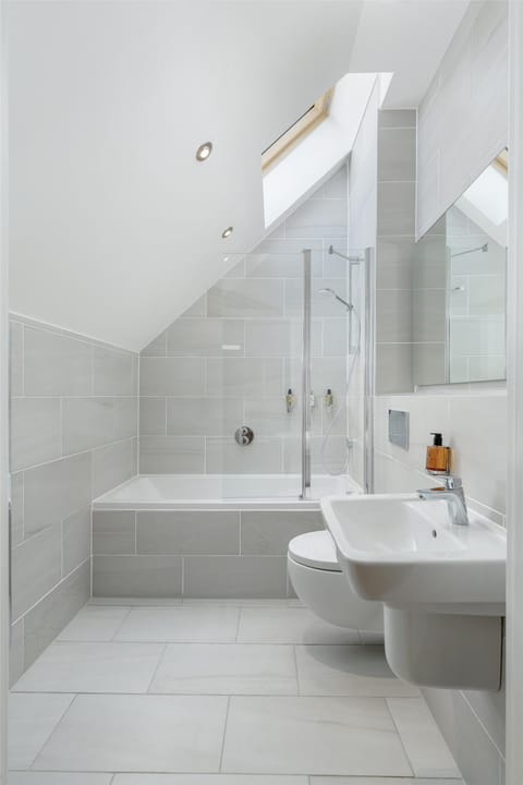 Destiny Scotland - Royal Mile Residence Apartment in Edinburgh