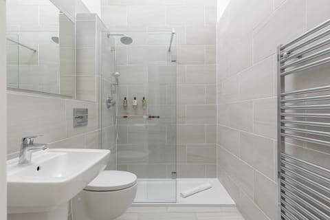 Destiny Scotland - Royal Mile Residence Apartment in Edinburgh