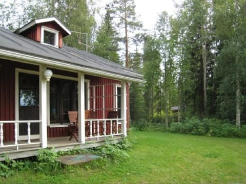 Haapaniemi Cottages House in Finland