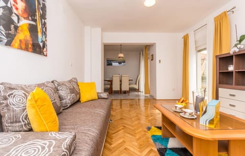 Apartment Pavla with pool Apartment in Zadar