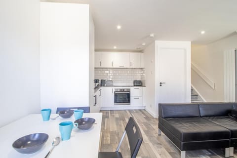 Abbey House Apartment in Paisley