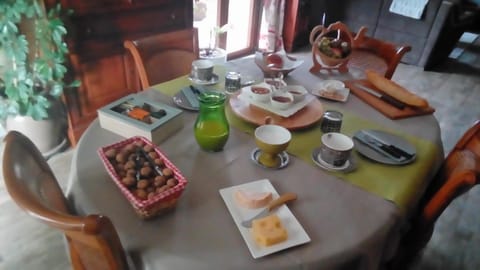 Food and drinks