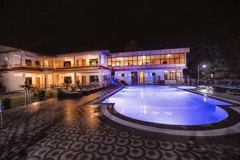 View (from property/room), Swimming pool, Swimming pool
