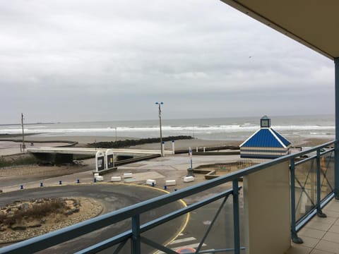 Balcony/Terrace, Beach, River view, Sea view