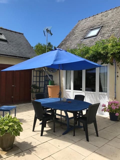 Property building, Patio