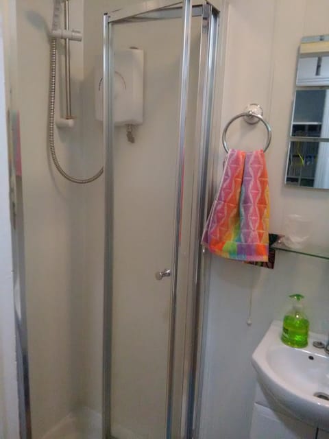 Shower, Other