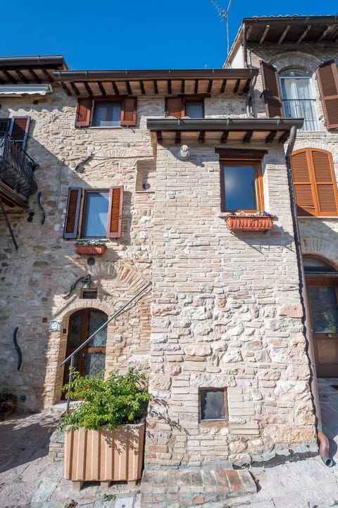 La Torretta del Sementone House in Assisi