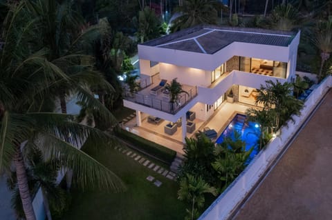 Property building, Night, Garden, Garden view, Pool view, Swimming pool