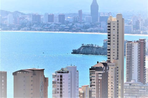 City view, Sea view