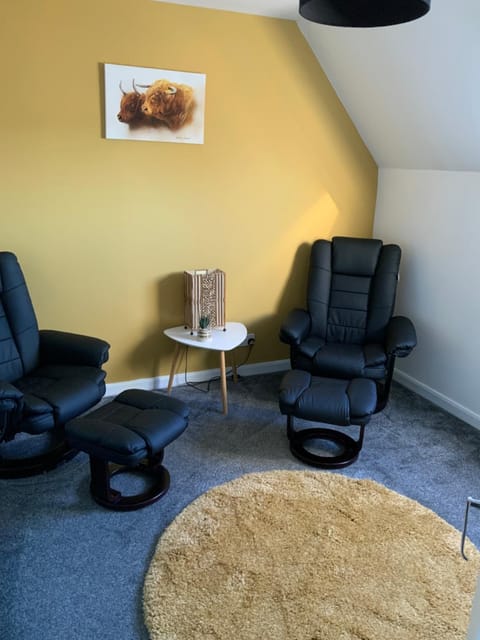 Property building, Seating area